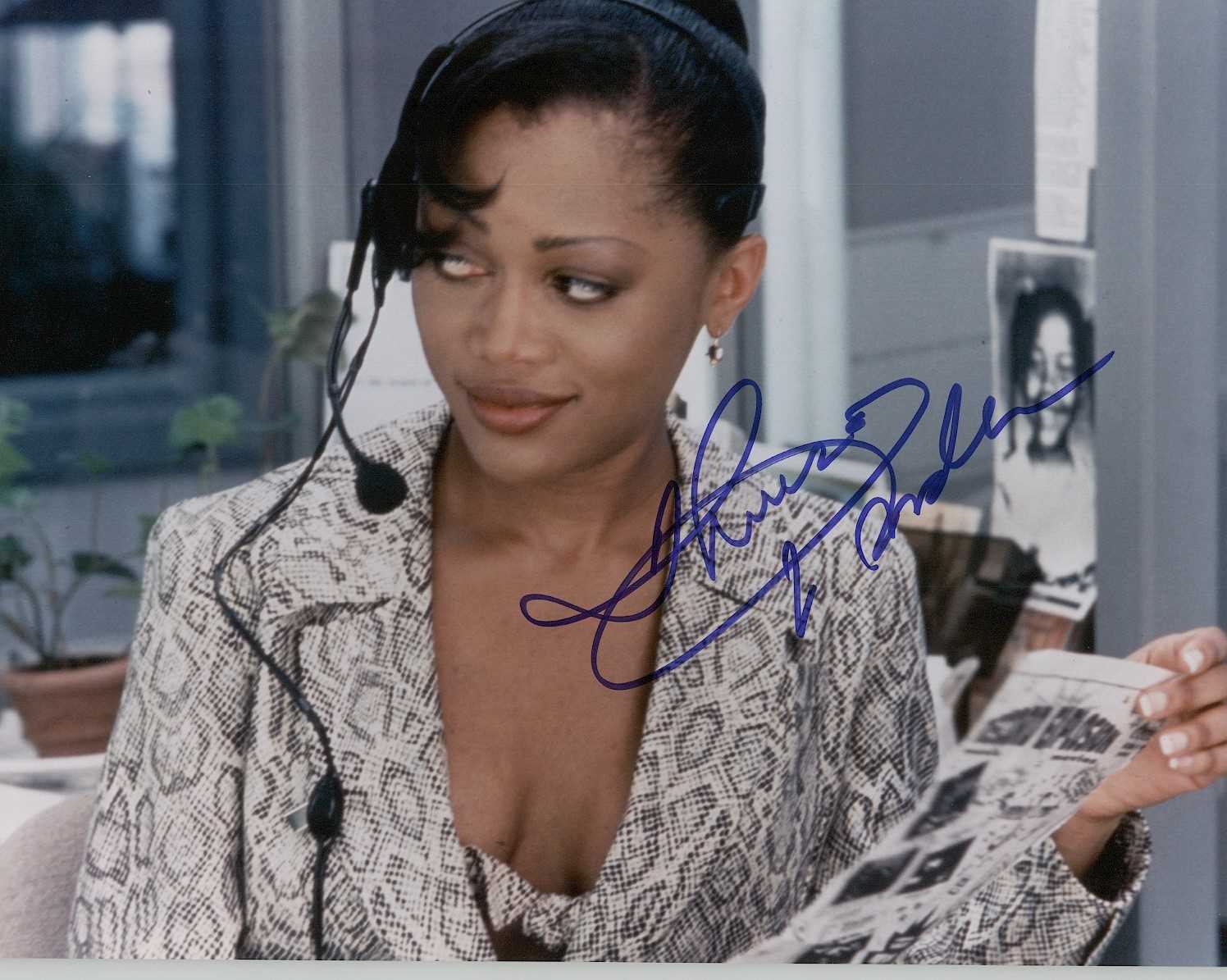 Theresa Randle Autographed Glossy 8x10 Photo | AACS Autographs
