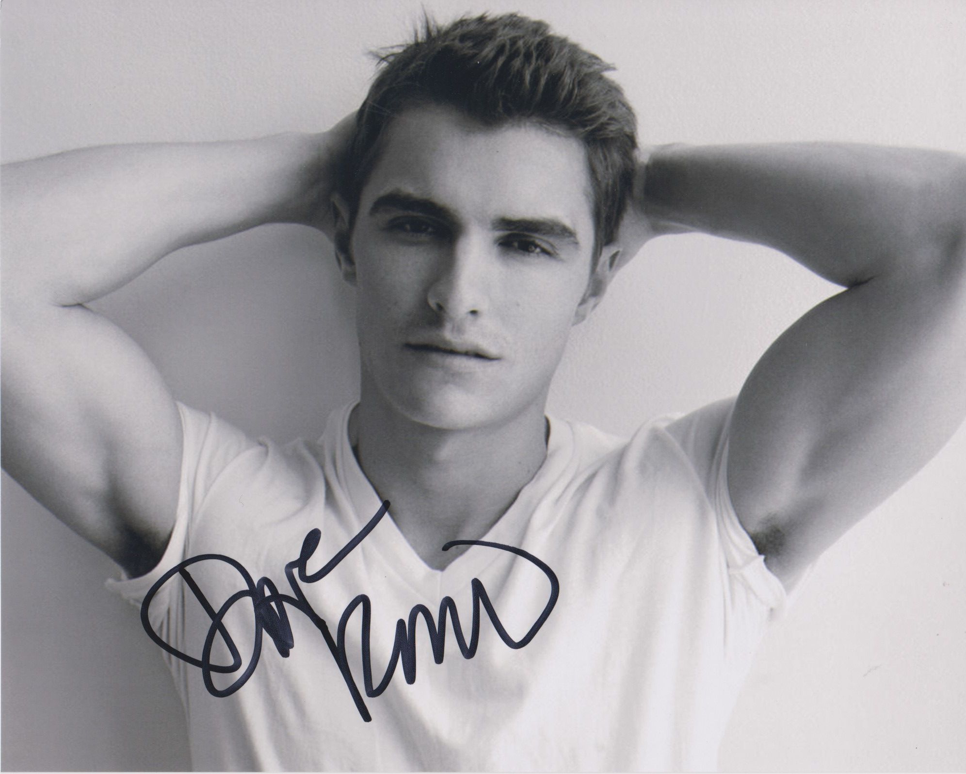 Aacs autographs dave franco autographed glossy 8x10 photo