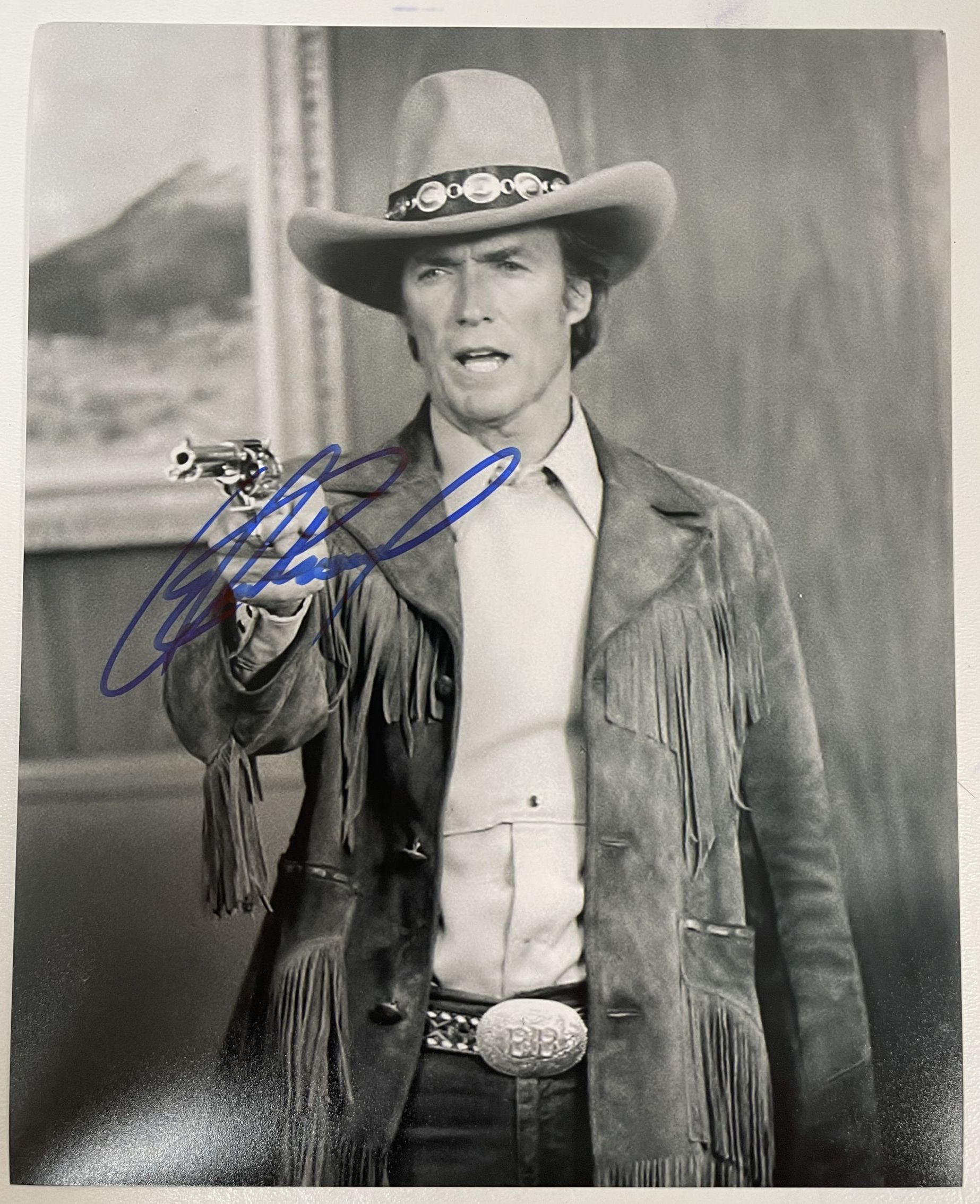 AACS Autographs: Clint Eastwood Autographed Glossy 8x10 Photo