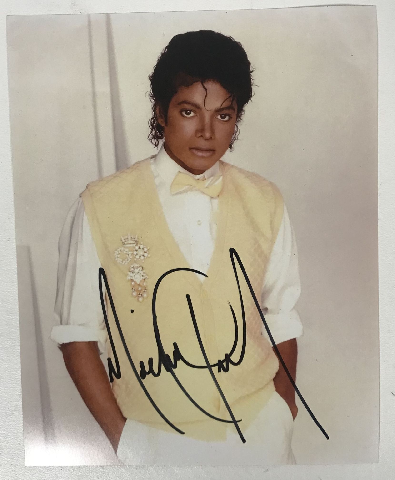 AACS Autographs Michael Jackson (d. 2009) Autographed Glossy 8x10 Photo
