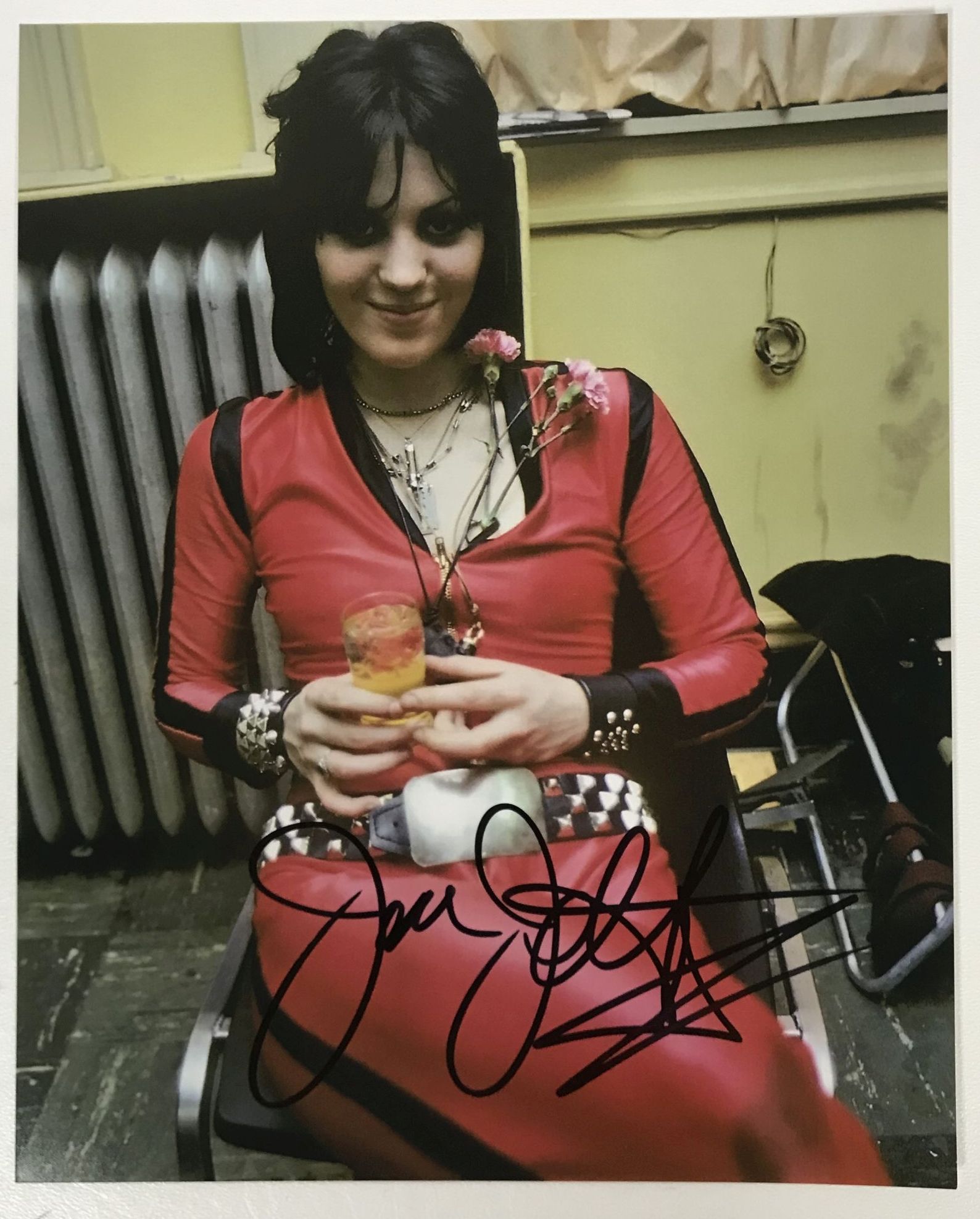 AACS Autographs Joan Jett Autographed Glossy 8x10 Photo