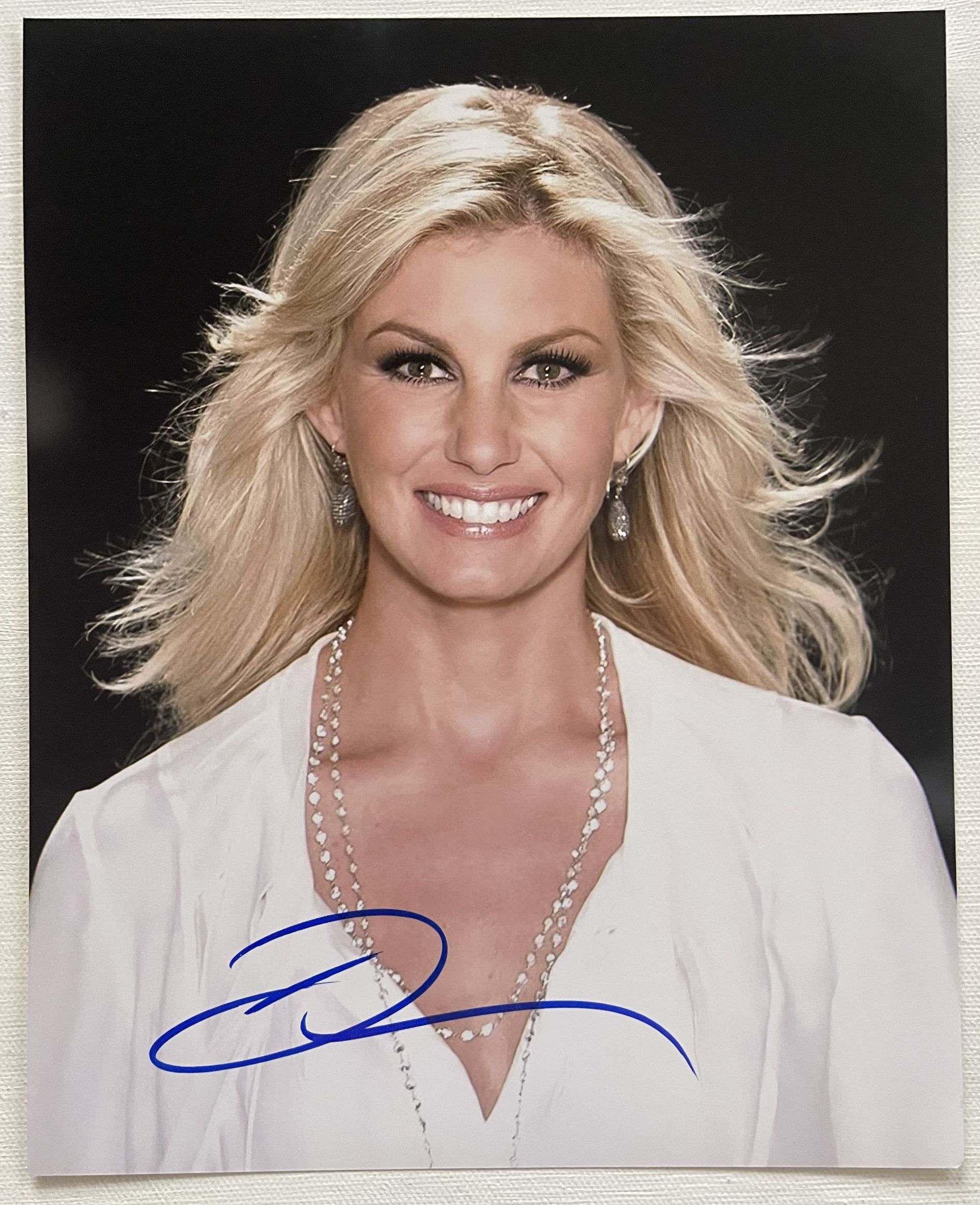 Faith Hill Autographed Glossy 8x10 Photo AACS Autographs