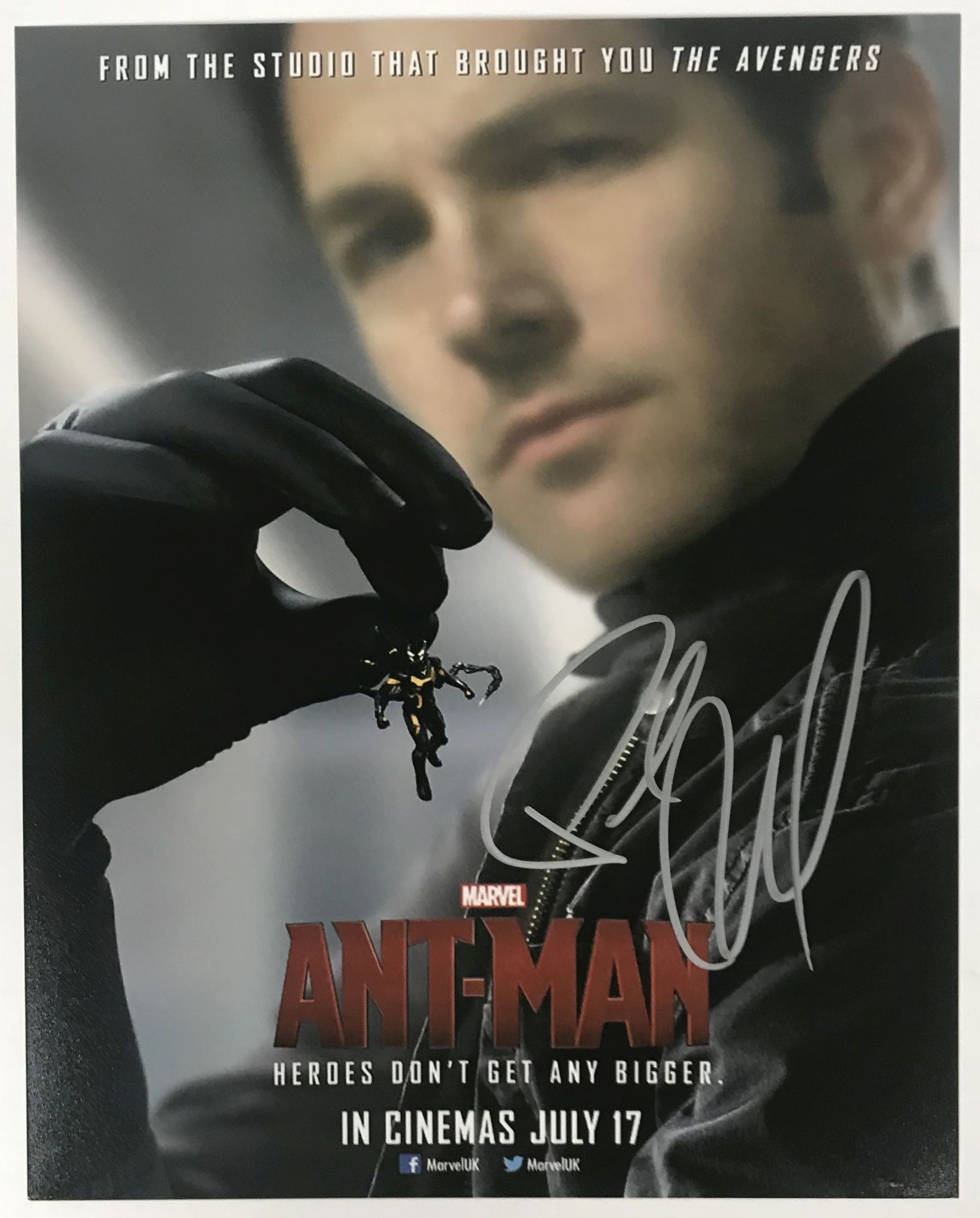Aacs Autographs: Paul Rudd Autographed 