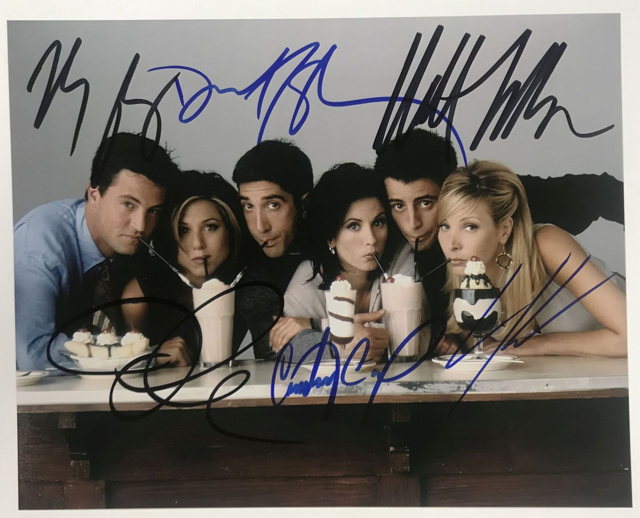 AACS Autographs Friends Cast Autographed Glossy 8x10 Photo