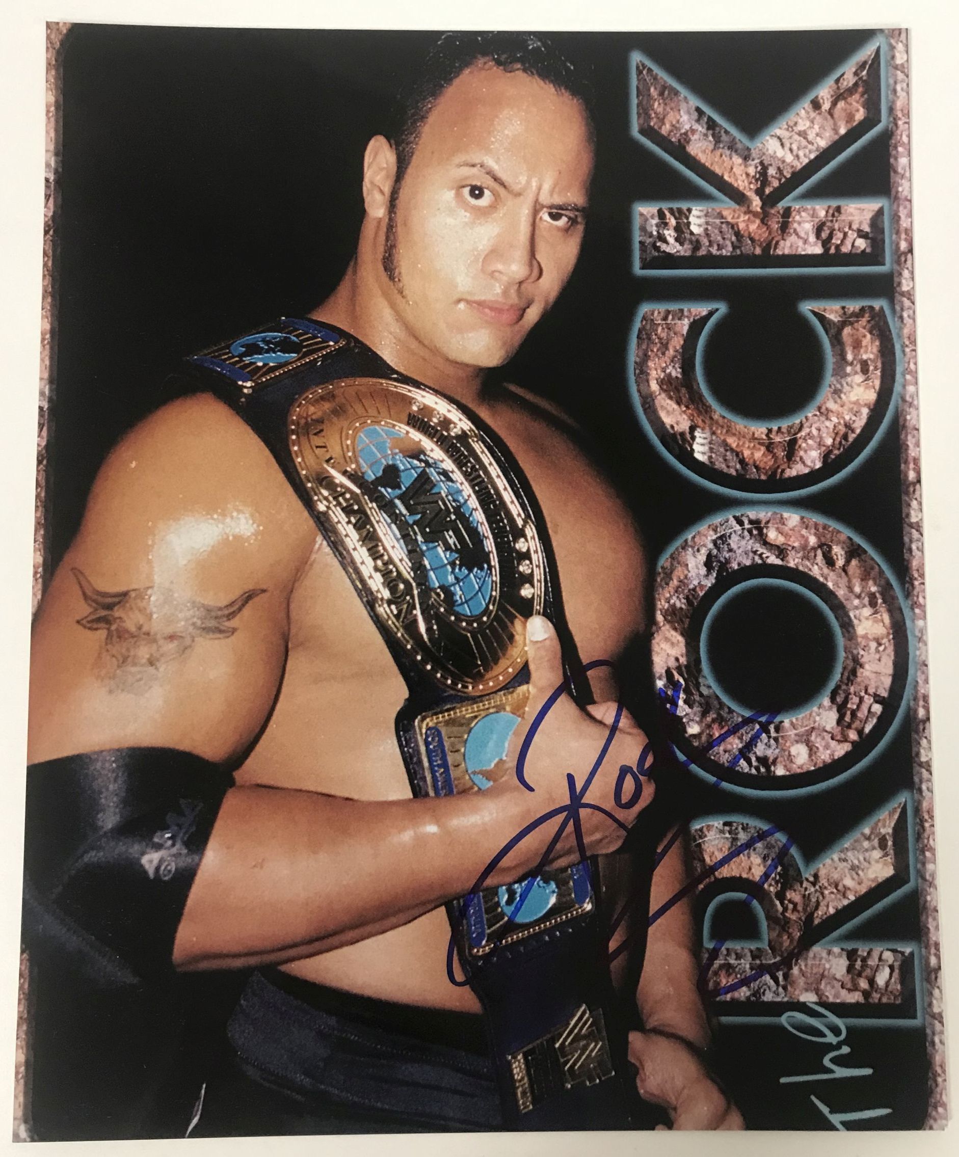 AACS Autographs Dwayne Johnson "The Rock" Autographed Glossy 8x10 Photo