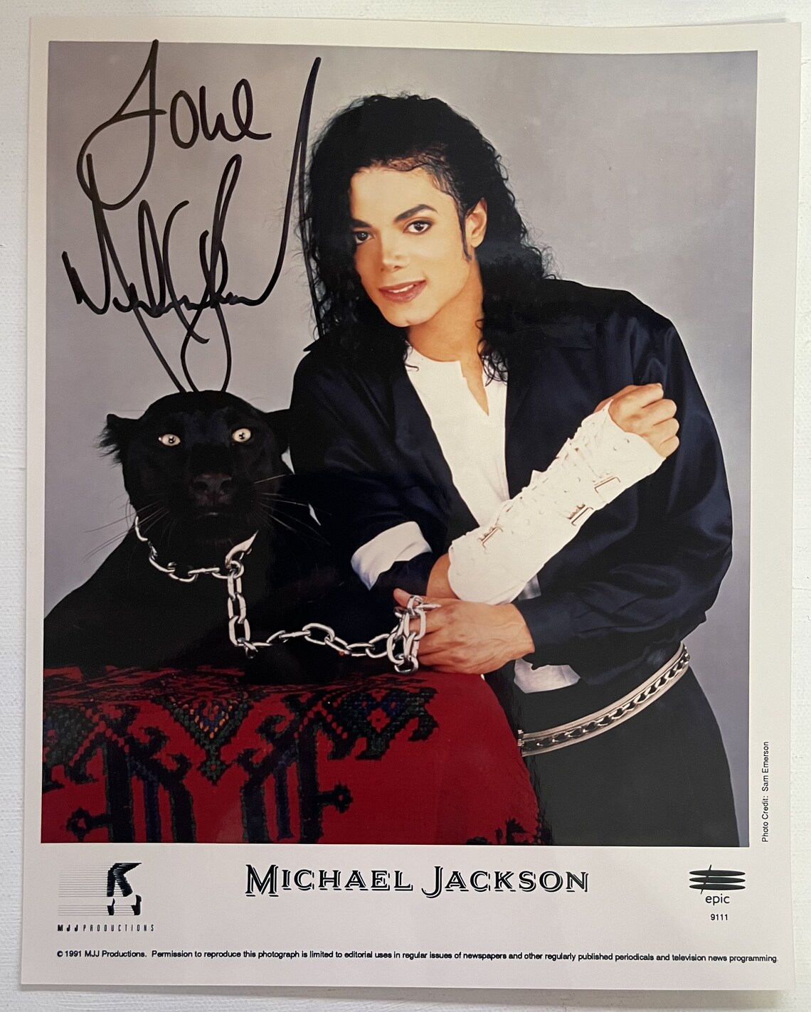 AACS Autographs Michael Jackson (d. 2009) Autographed Glossy 8x10
